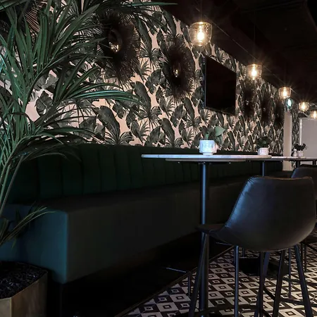 מלון Ibis Styles Amsterdam Airport 3*