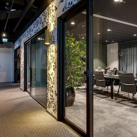 Ξενοδοχείο Ibis Styles Amsterdam Airport 3*