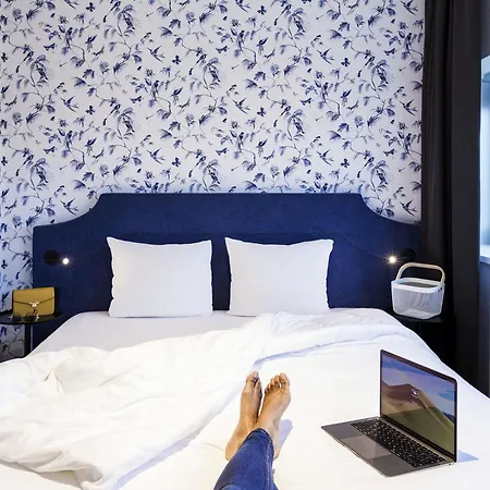 Tulip Amsterdam Airport Hotel 3*