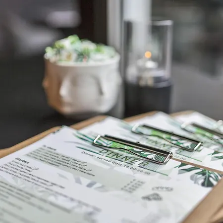 Hotell Ibis Styles Amsterdam Airport 3*