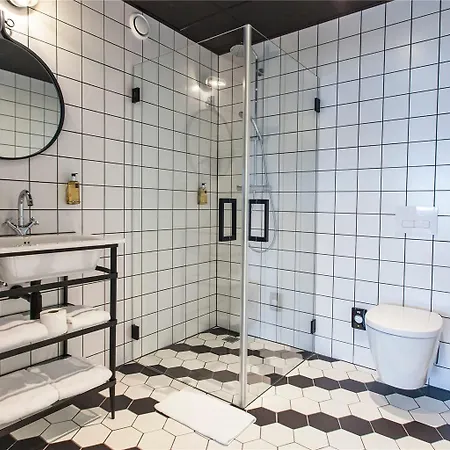 Ibis Styles Amsterdam Airport Hotel 3*