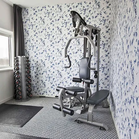 Hotel Tulip Amsterdam Airport 3*