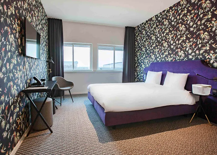 Ibis Styles Amsterdam Airport 3*