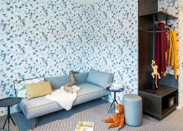 Hotel Tulip Amsterdam Airport 3*