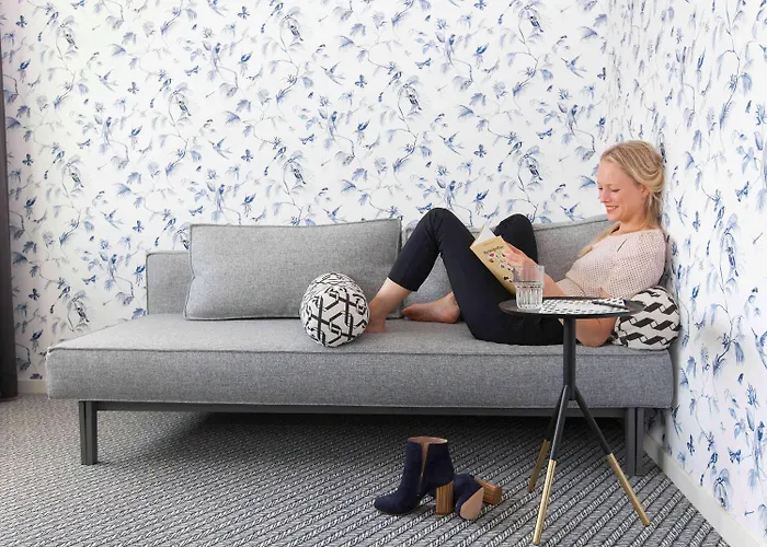 Tulip Amsterdam Airport 3*