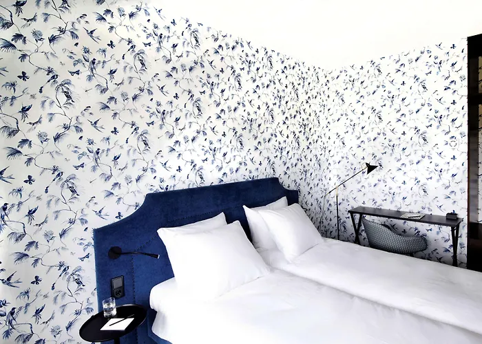 Tulip Amsterdam Airport 3*