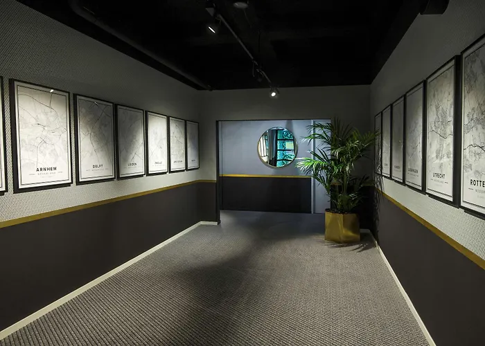 Hotel Tulip Amsterdam Airport 3*