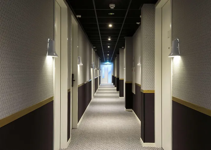 Tulip Amsterdam Airport 3*