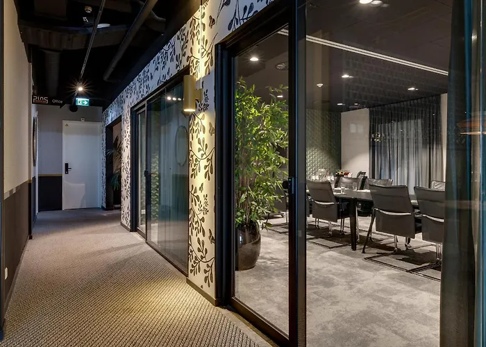 Hotel Tulip Amsterdam Airport 3*