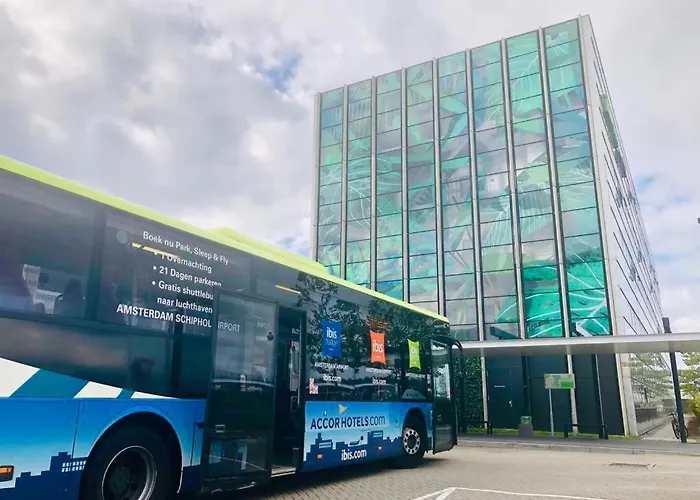 Ibis Styles Amsterdam Airport Hotell