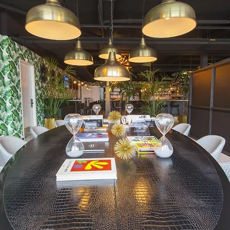 فندق Ibis Styles Amsterdam Airport 3*