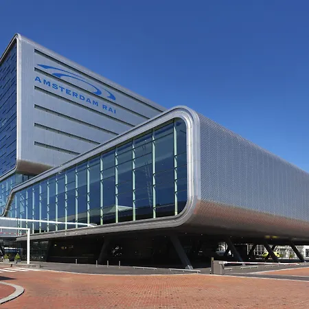 Ibis Styles Amsterdam Airport سخيبول